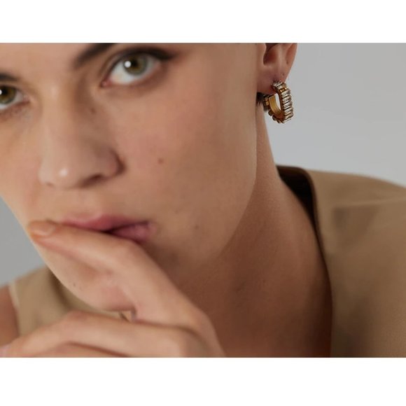 NEW 18K Gold Plated Baguette Diamond Hoop Earrings - Picture 4 of 5